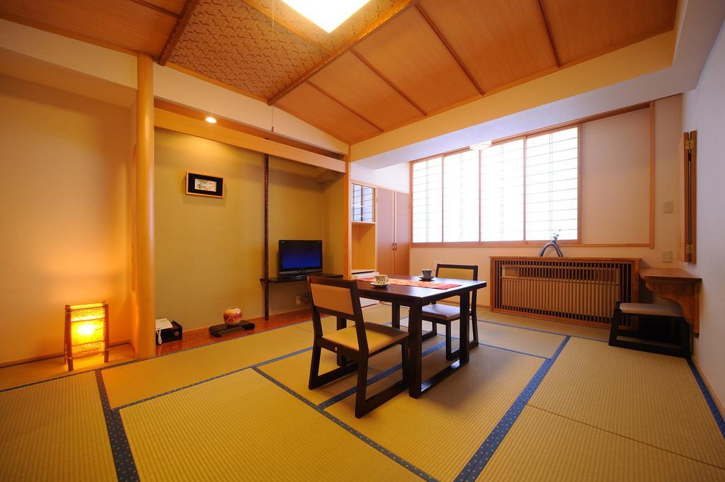 Suzukiya Ryokan Shiroishi  Phòng bức ảnh
