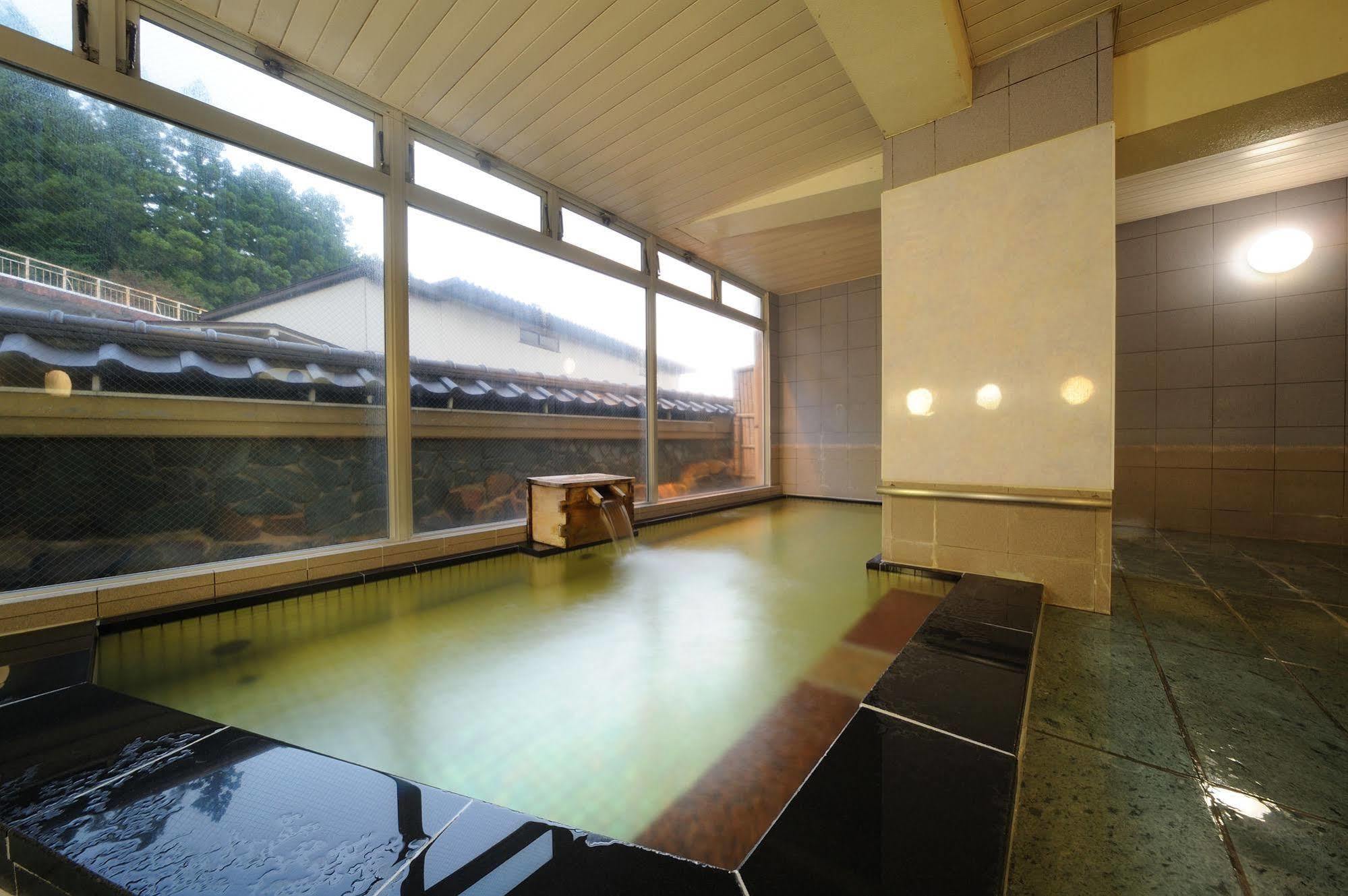 Suzukiya Ryokan Shiroishi  Ngoại thất bức ảnh