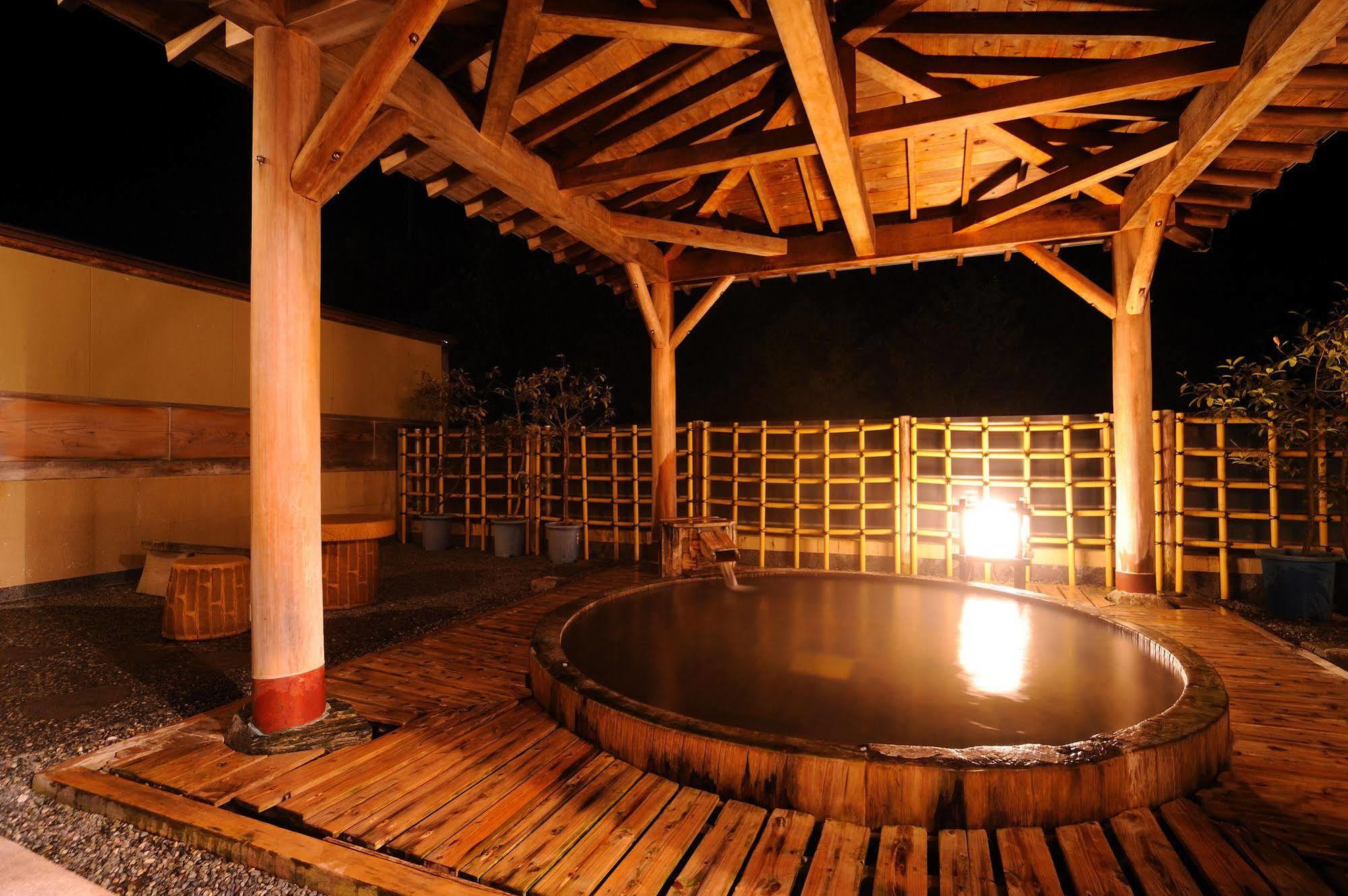 Suzukiya Ryokan Shiroishi  Ngoại thất bức ảnh