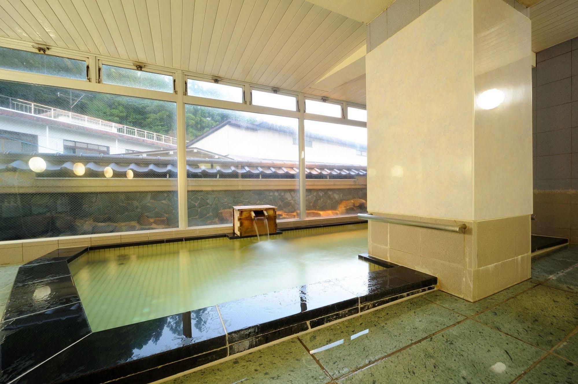Suzukiya Ryokan Shiroishi  Ngoại thất bức ảnh